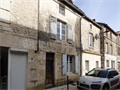 Maison à rénover à la vente